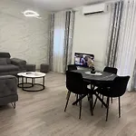 Harmony Blloku Apartament *